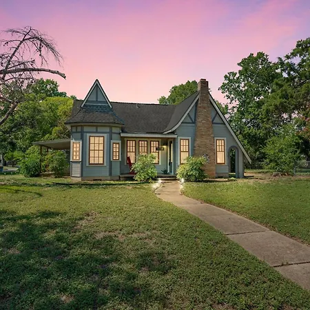 Bright & Fun 3Br Cozy Nook Home